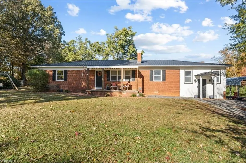 612 Reeder Road, Seagrove, NC 27341 - Image #1