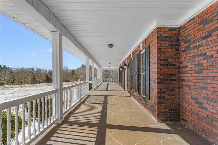 259 Lynne Terry Drive, Thomasville, NC 27360 - Image #2