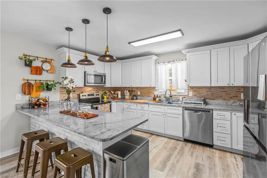 9 Courtesy Drive, Thomasville, NC 27360 - #2