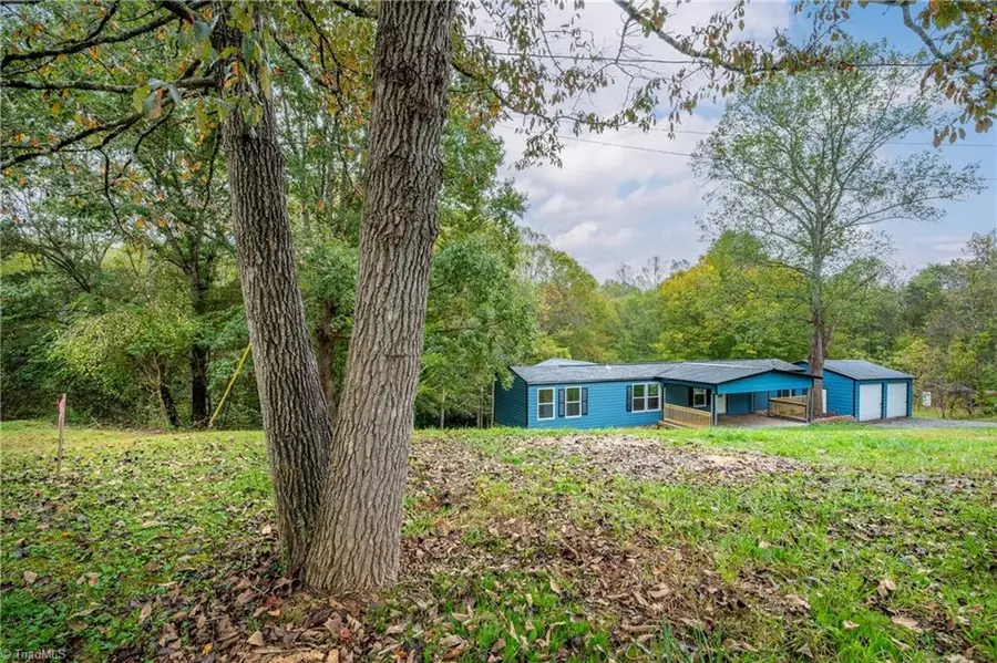 157 Cedar Point Drive, Mount Airy, NC 27030 - #2