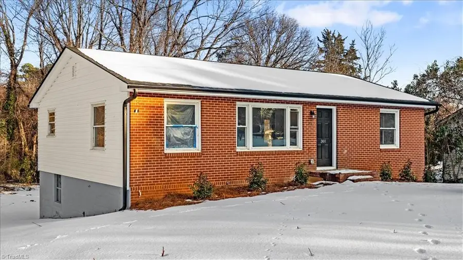 301 Lindbergh Street, Winston Salem, NC 27104 - #3