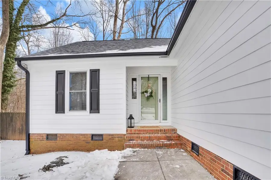 966 Chatfield Drive, Jamestown, NC 27282 - #3