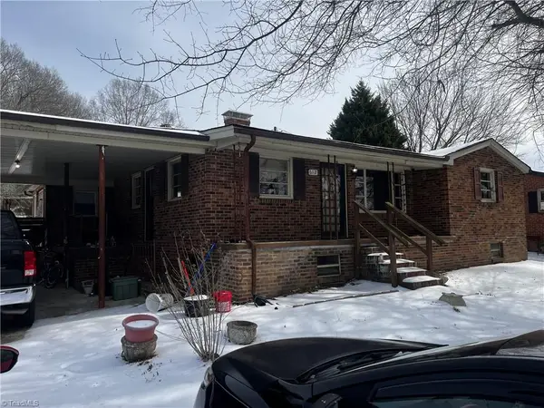 612 School Street, Walnut Cove, NC 27052