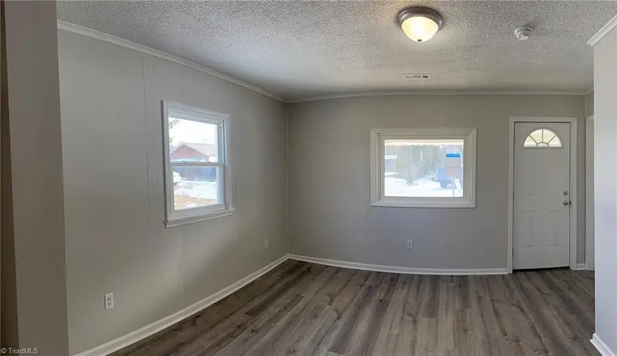 108 Broad Street, Thomasville, NC 27360 - Image #2