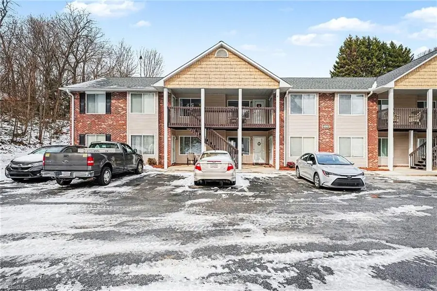 416 Westbrook Court, Archdale, NC 27263 - Image #2