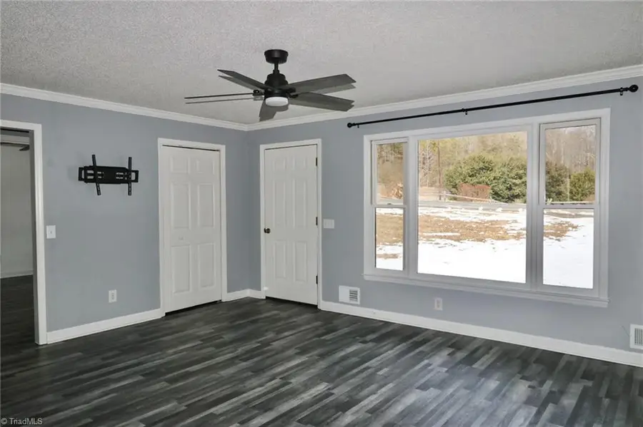 670 Blue Ridge Avenue, Elkin, NC 28621 - #3