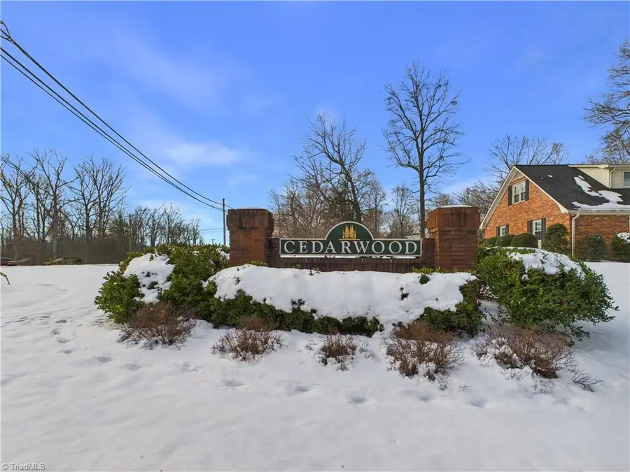 904 Fairidge Drive, Jamestown, NC 27282 - #2