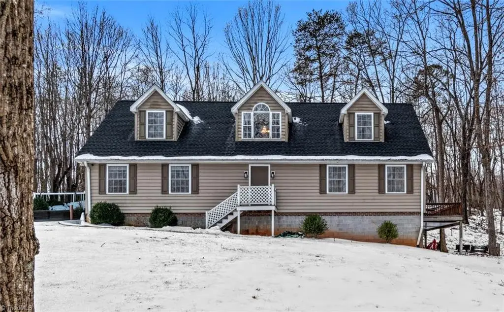 1012 Tuckda Way, Hamptonville, NC 27020 - #1