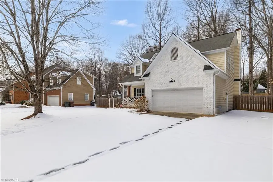 2602 Regents Park Lane, Greensboro, NC 27455 - Image #3