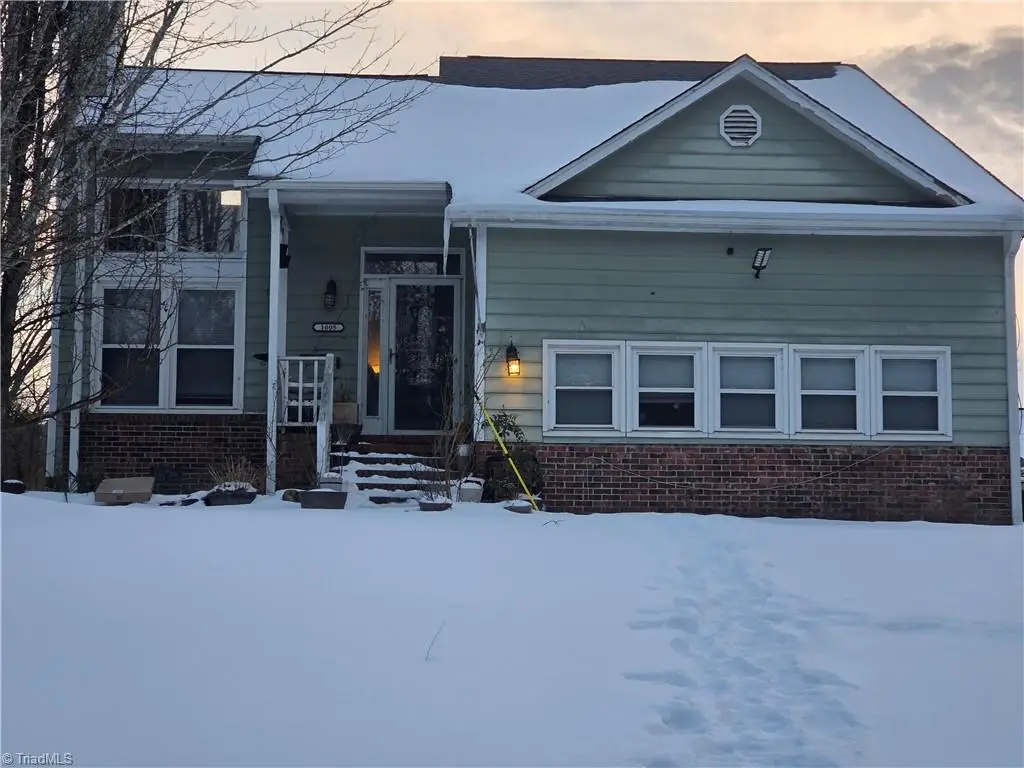 1005 Deerfield Drive, Reidsville, NC 27320 - #1