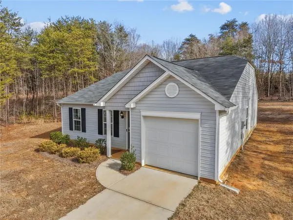 169 Delia Run, Madison, NC 27025