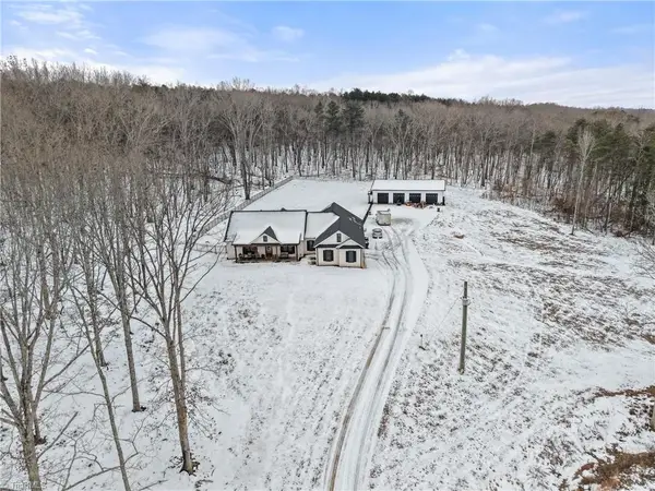 7994 Ridge Road, Tobaccoville, NC 27050