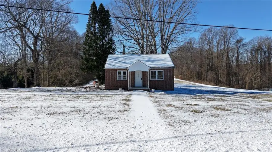 1676 Clingman Road, Ronda, NC 28670 - Image #3