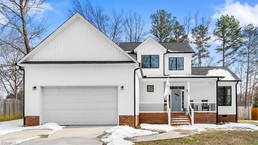 109 Willowbrook Drive, Thomasville, NC 27360 - #1