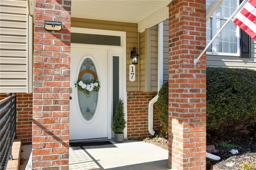 17 Clayton Way, Thomasville, NC 27360 - #3