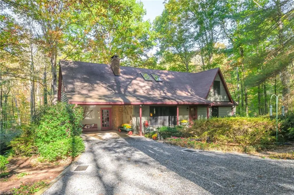 3314 Vienna Dozier Road, Pfafftown, NC 27040 - #1