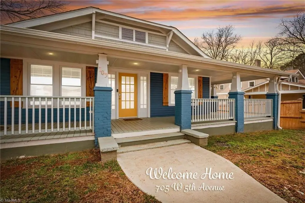 705 W 5th Avenue, Lexington, NC 27292 - #1