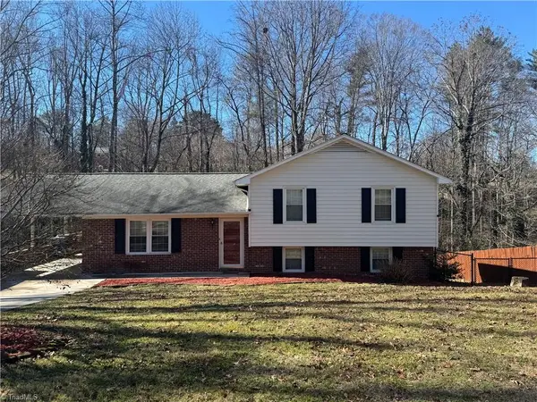 1542 Overlook Drive, Wilkesboro, NC 28697