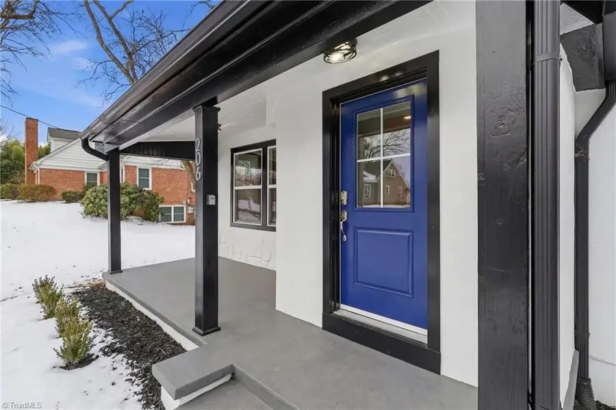 206 Stone Street, Thomasville, NC 27360 - Image #2