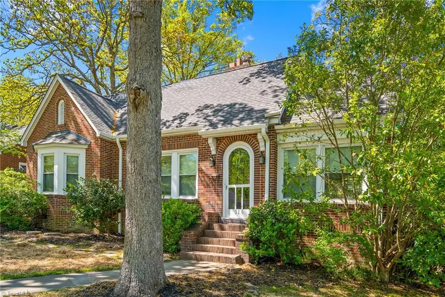 316 Spring Street, Thomasville, NC 27360 - #3