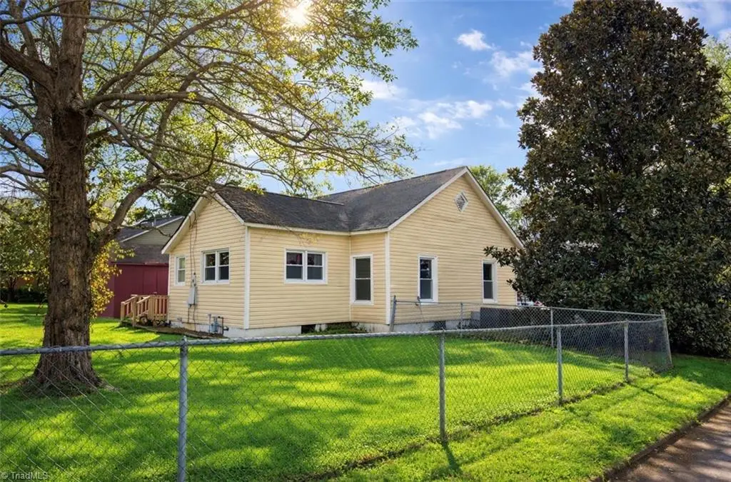 33 Mill Street, Lexington, NC 27292 - #1