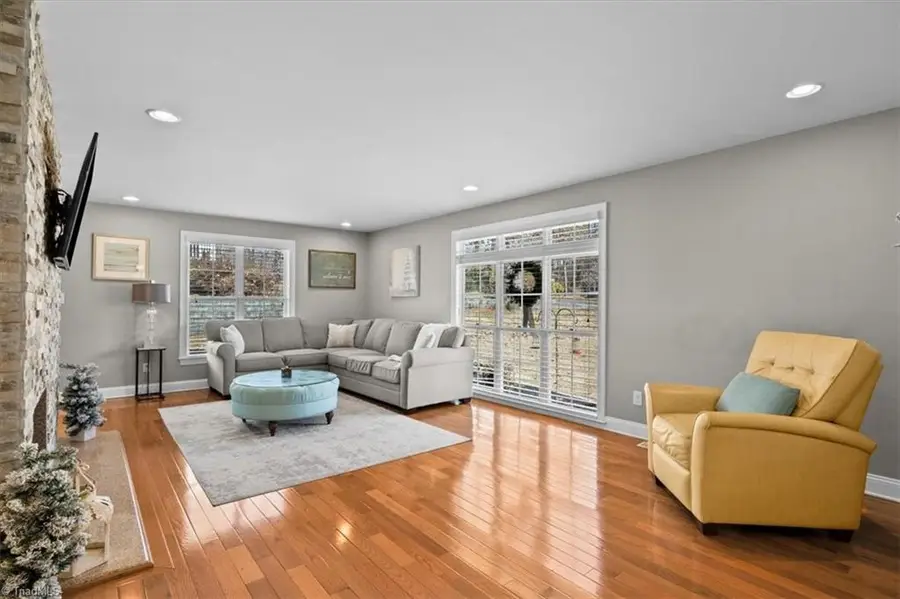 119 Hillcrest Road, Thomasville, NC 27360 - #3