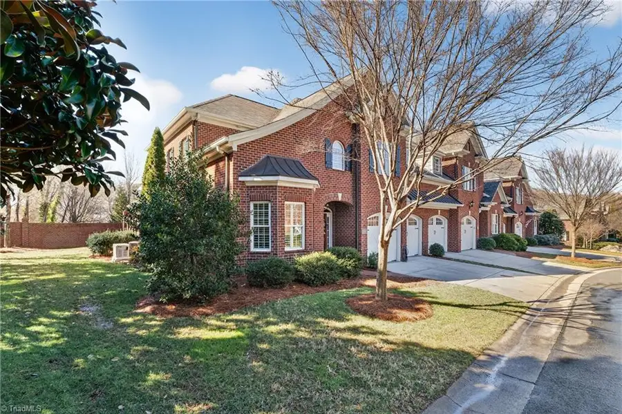 108 Highwood Lane, Winston Salem, NC 27104 - #2