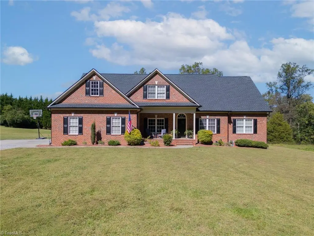 260 Sunset Road, Clemmons, NC 27012 - #1