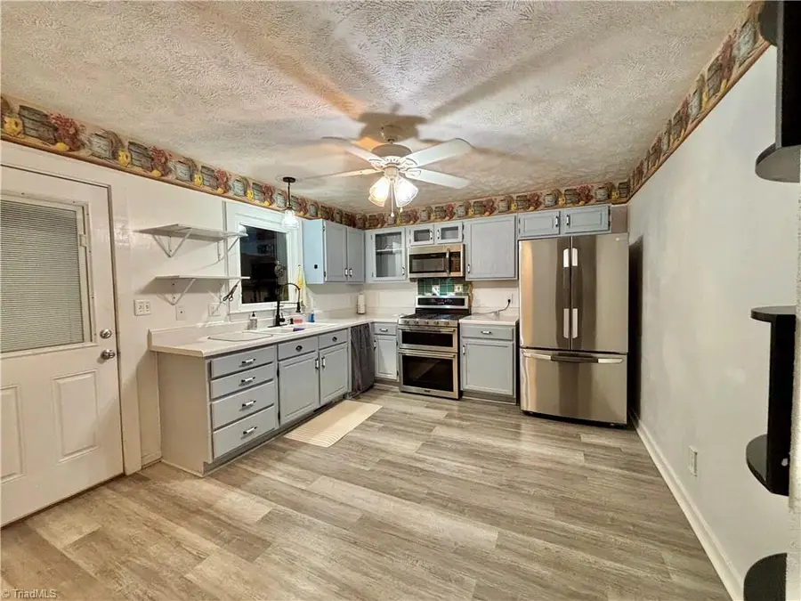 144 Strawberry Lane, Mount Airy, NC 27030 - #2