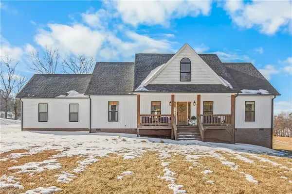 1165 Flinty Knoll Road, Pinnacle, NC 27043