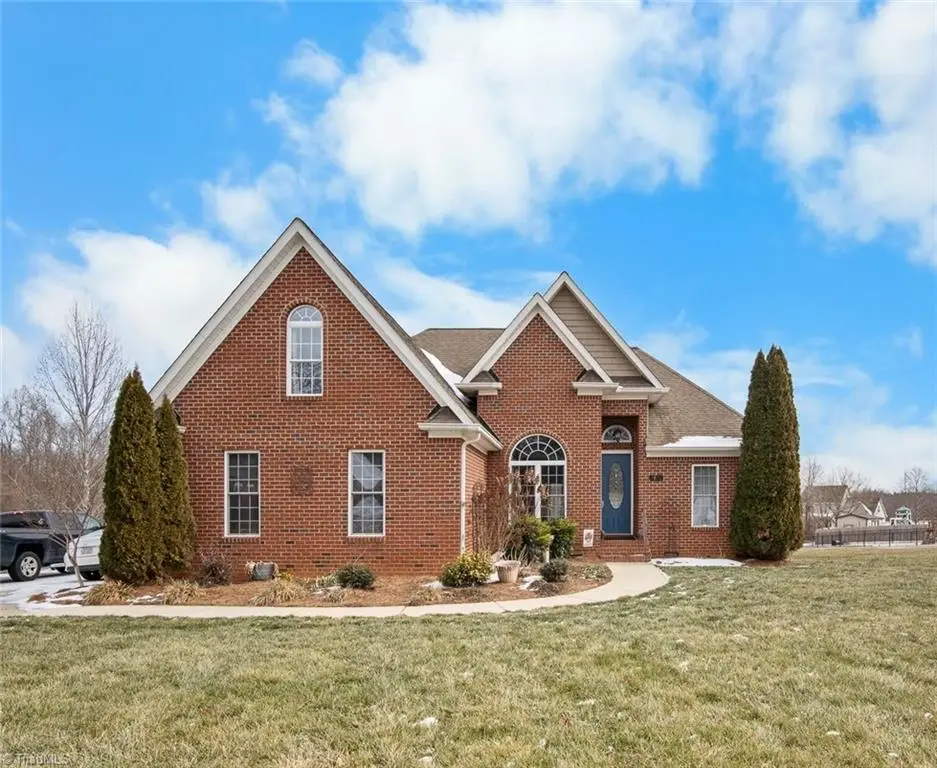 3870 Hangar Run, Sophia, NC 27350 - #1