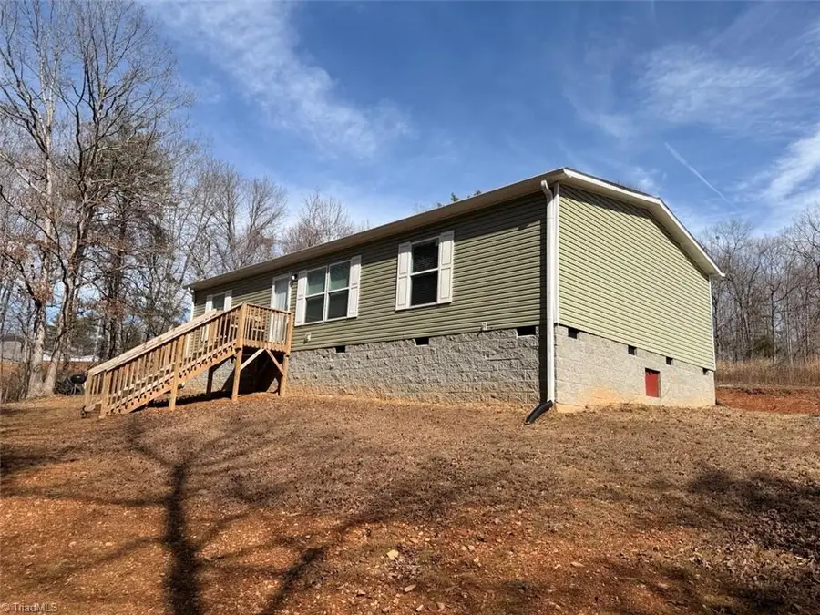 146 Ringwood Drive, Mount Airy, NC 27030 - #3