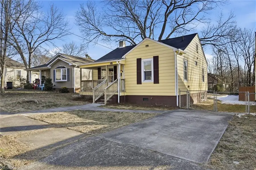 2133 Konnoak View Drive, Winston Salem, NC 27127 - #2