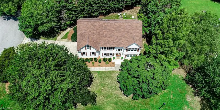 4731 Jamesford Drive, Jamestown, NC 27282 - #2