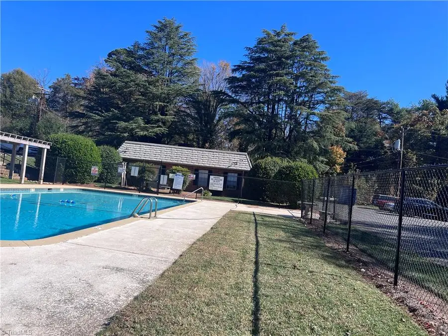 3814 Country Club Road #E, Winston Salem, NC 27104 - #2