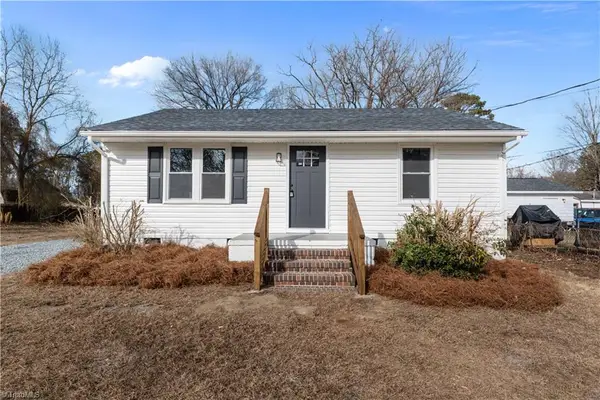 2304 Ford Place, Greensboro, NC 27406