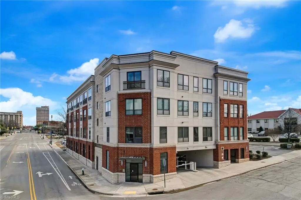 411 Washington Street #309, Greensboro, NC 27401 - #1