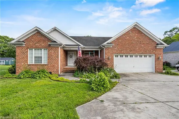 242 Hasty School Road, Thomasville, NC 27360