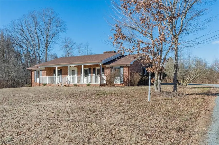 213 Sidney Street, Lexington, NC 27295 - #3