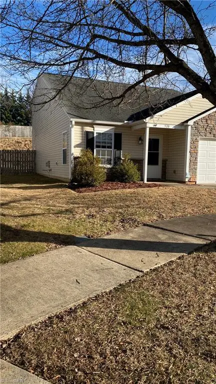 520 Martha Court, Kernersville, NC 27284 - #3