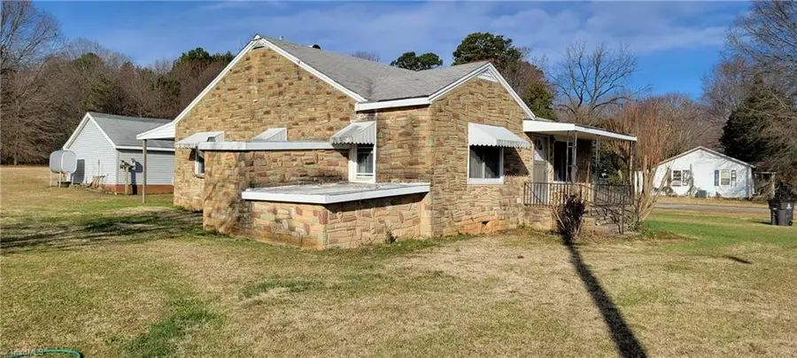 142 Motsinger Drive, Winston Salem, NC 27107 - #2