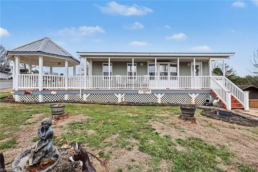 121 Grand View Drive, New London, NC 28127 - #2