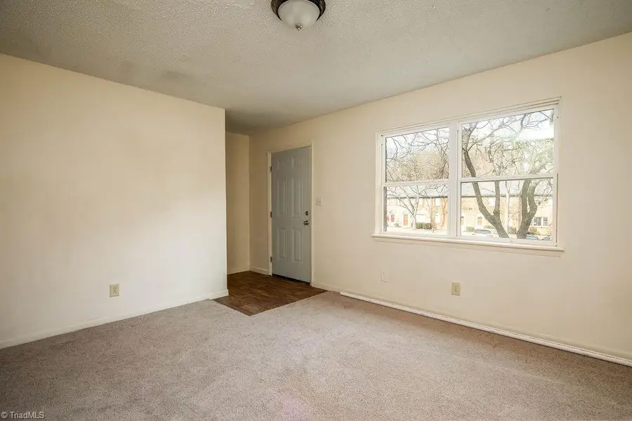 3917 Colony Square #B, Greensboro, NC 27407 - #2