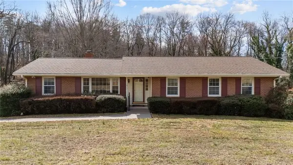 1022 Pine Knolls Road, Kernersville, NC 27284