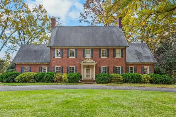 2854 Merry Acres Lane, Winston-Salem, NC 27106