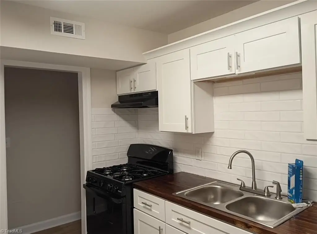 2821 Bleeker Square, Winston Salem, NC 27106 - #1