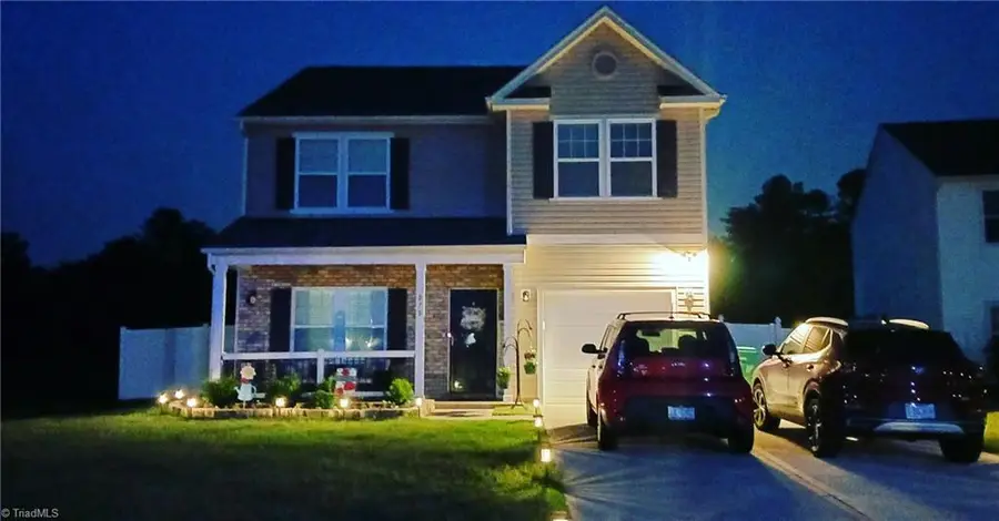 878 Bitting Hall Drive, Rural Hall, NC 27045 - #2