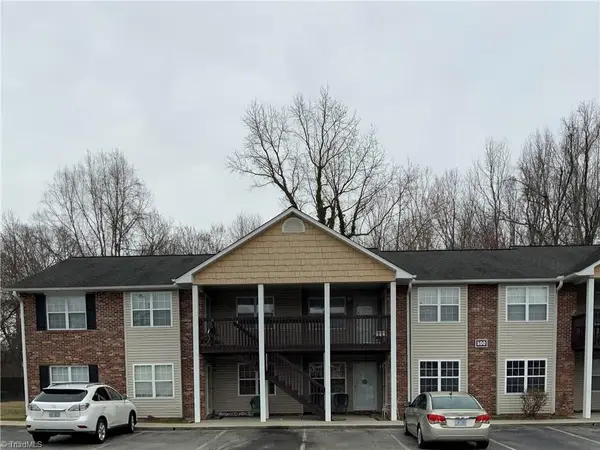 818 Westbrook Court, Archdale, NC 27263