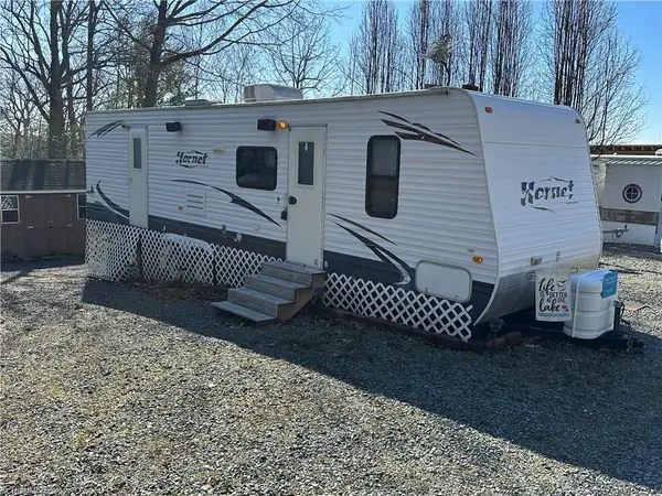 134 Badin View Road, New London, NC 28127