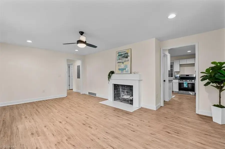 415 Woodsway Drive, Lexington, NC 27292 - #3